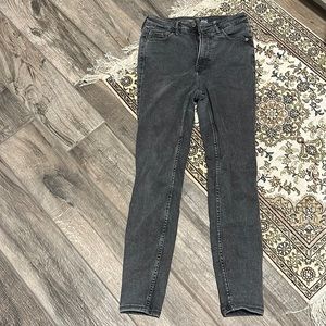 Old Navy Rockstar jeans